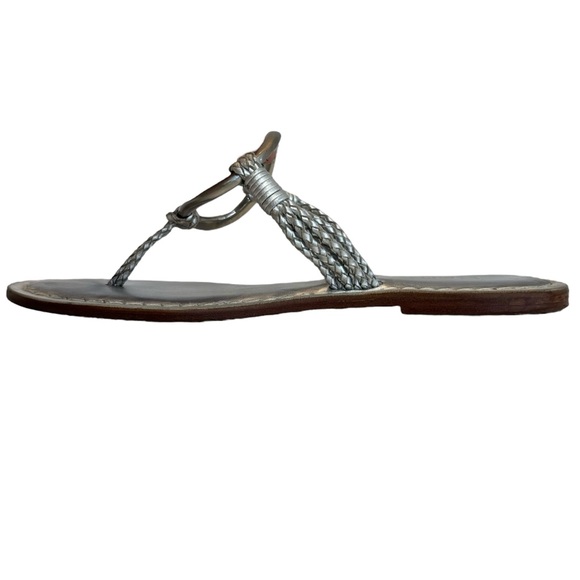 Bernardo Leather Thong Sandals Medieval Silver Metallic O-Ring Size 7 M Medium - Picture 3 of 15